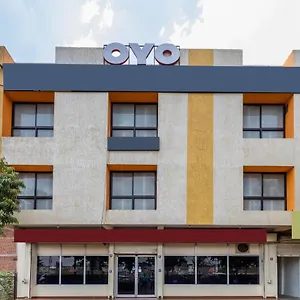 Capital O 30261 Vyanjan 3* Bhopal